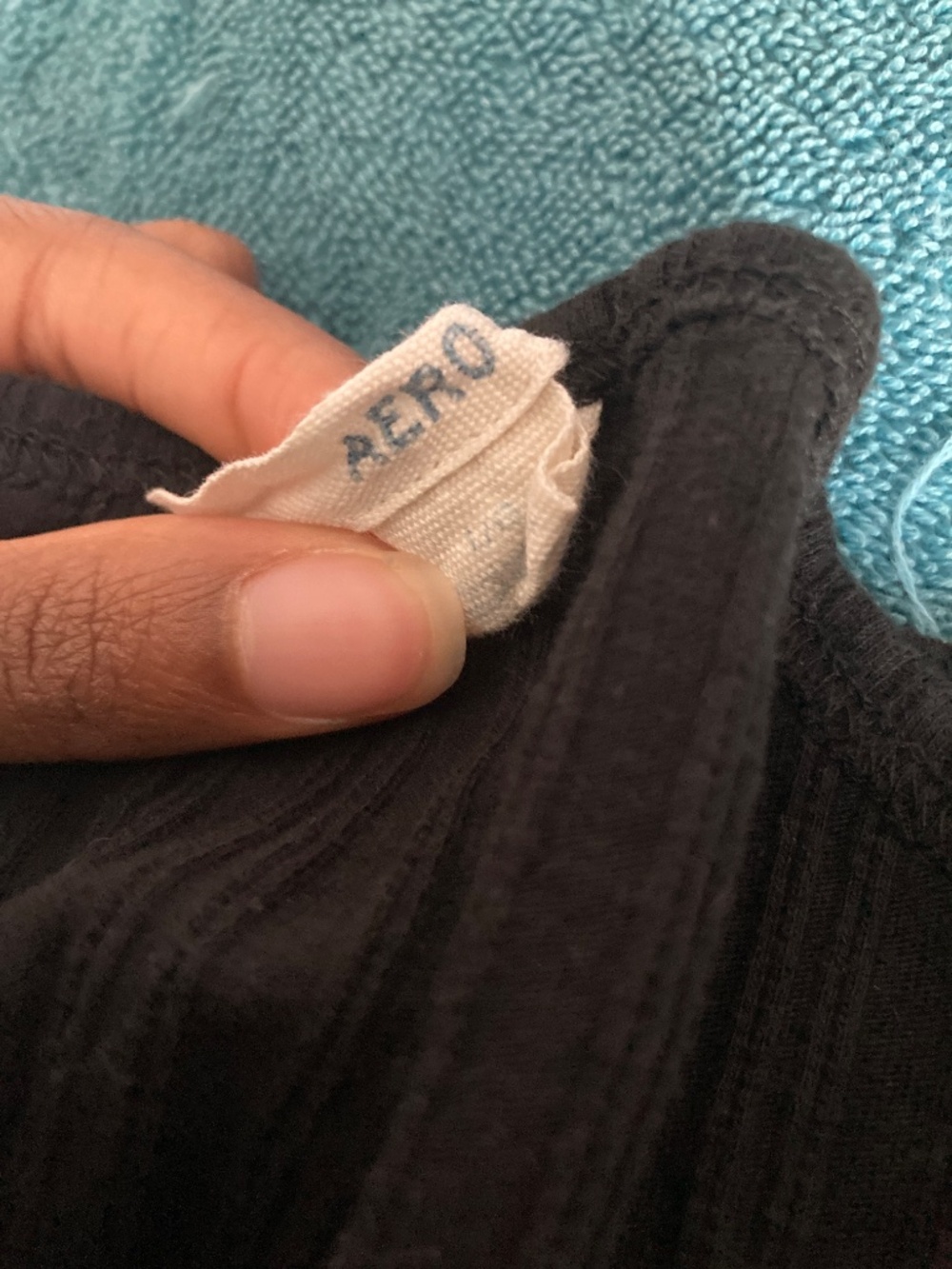 Pair of Vintage Aeropostale Long Sleeves - Picture 3 of 6